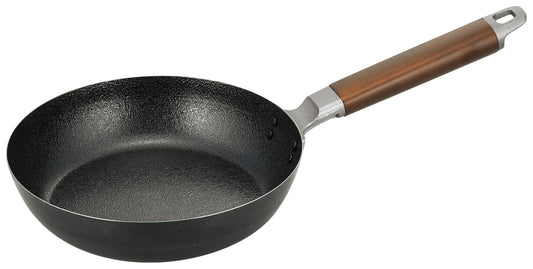 Nitriding frying pan